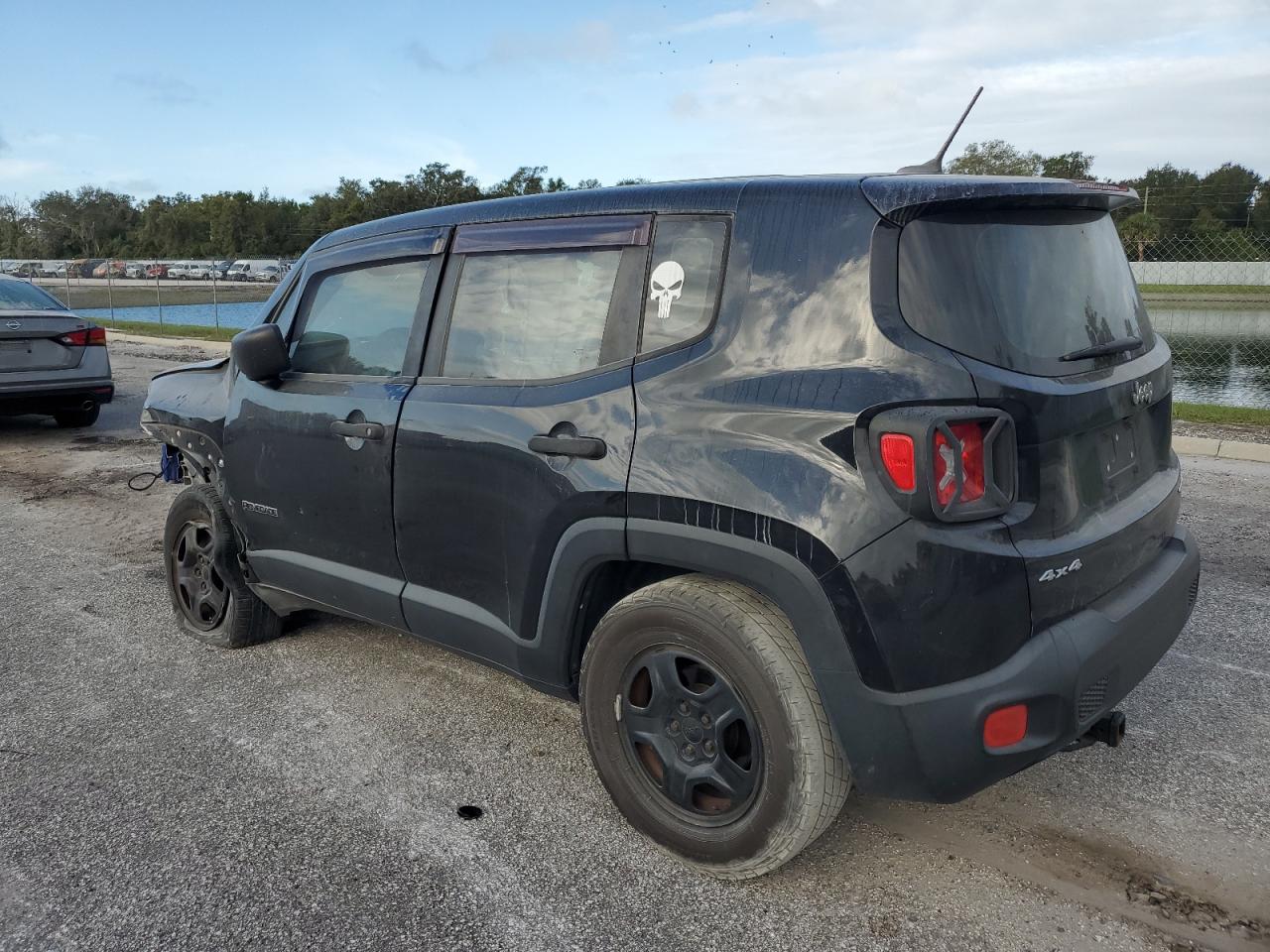 2016 Jeep Renegade - Image 2