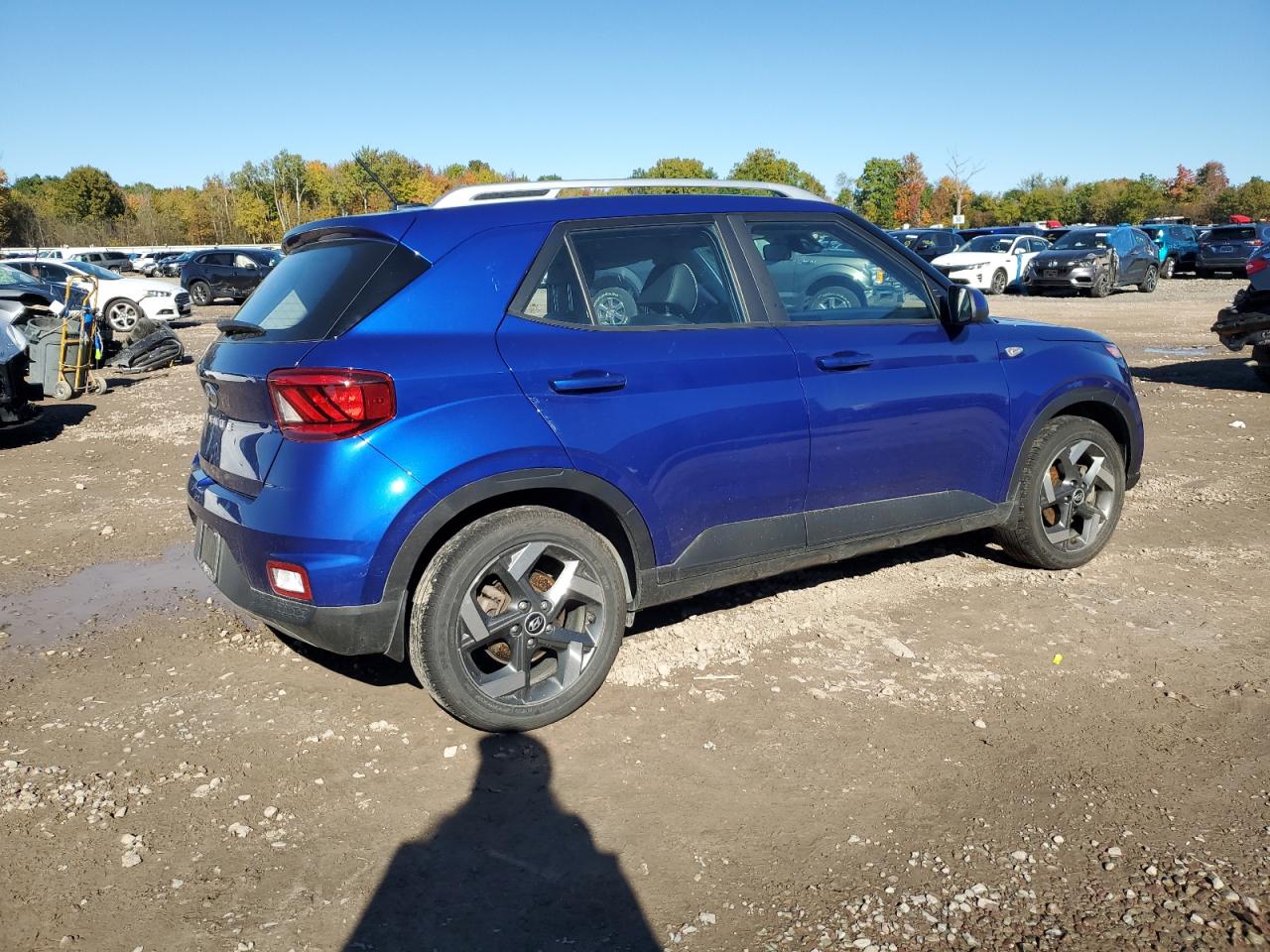 2023 Hyundai Venue - Image 3
