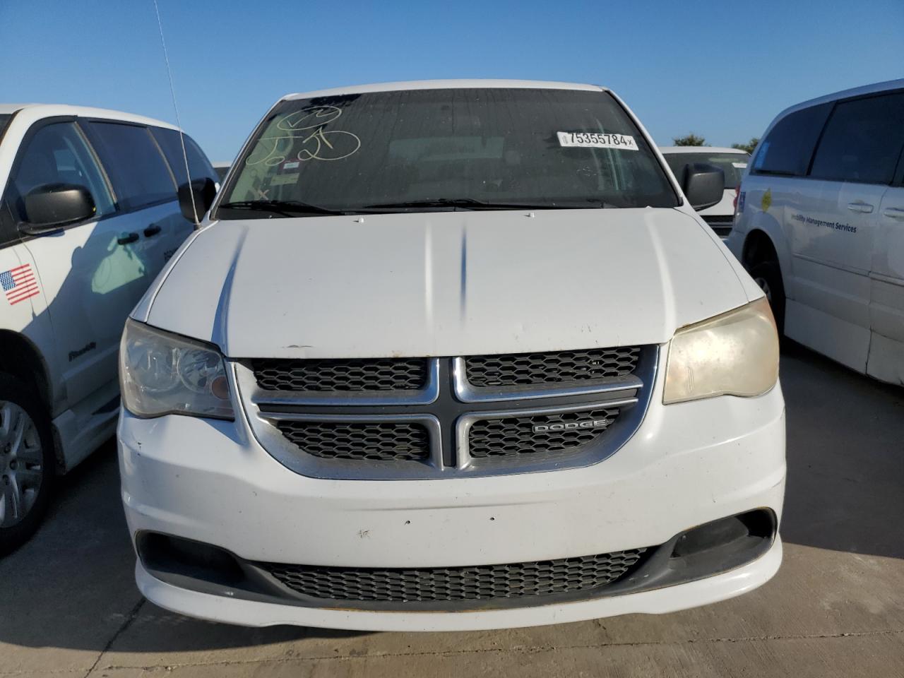 VIN 2C4RDGBGXHR768052 2017 DODGE CARAVAN no.5