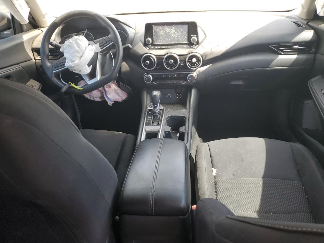 2020 Nissan Sentra - Image 8