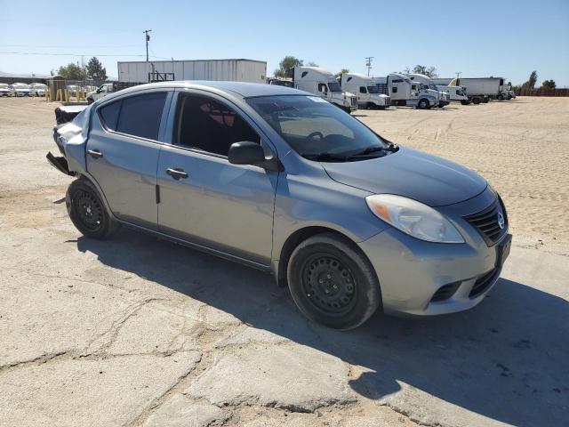  NISSAN VERSA 2014 Сріблястий