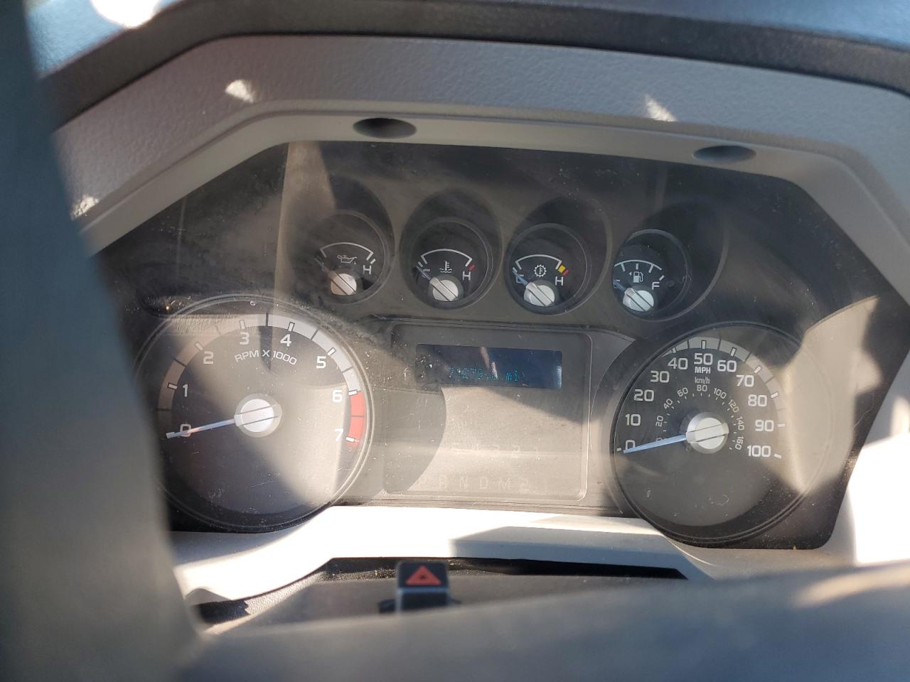 2015 Ford F350 - Image 9