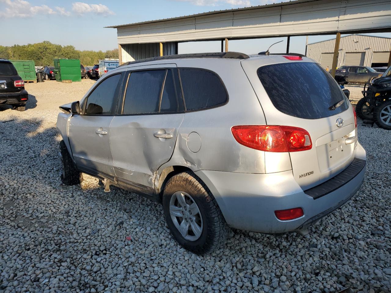 2009 Hyundai Santa Fe - Image 2
