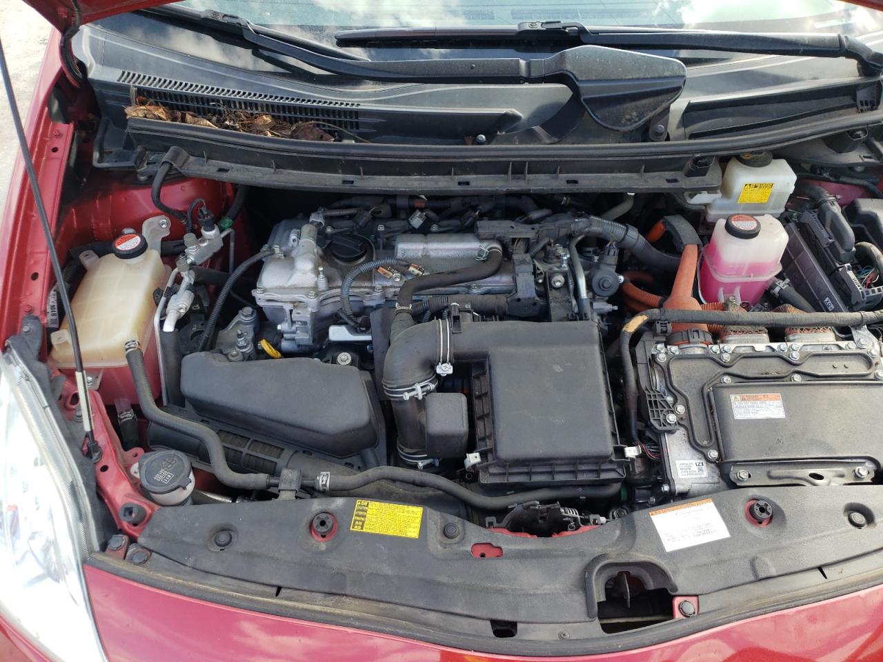 2015 Toyota Prius - Image 11
