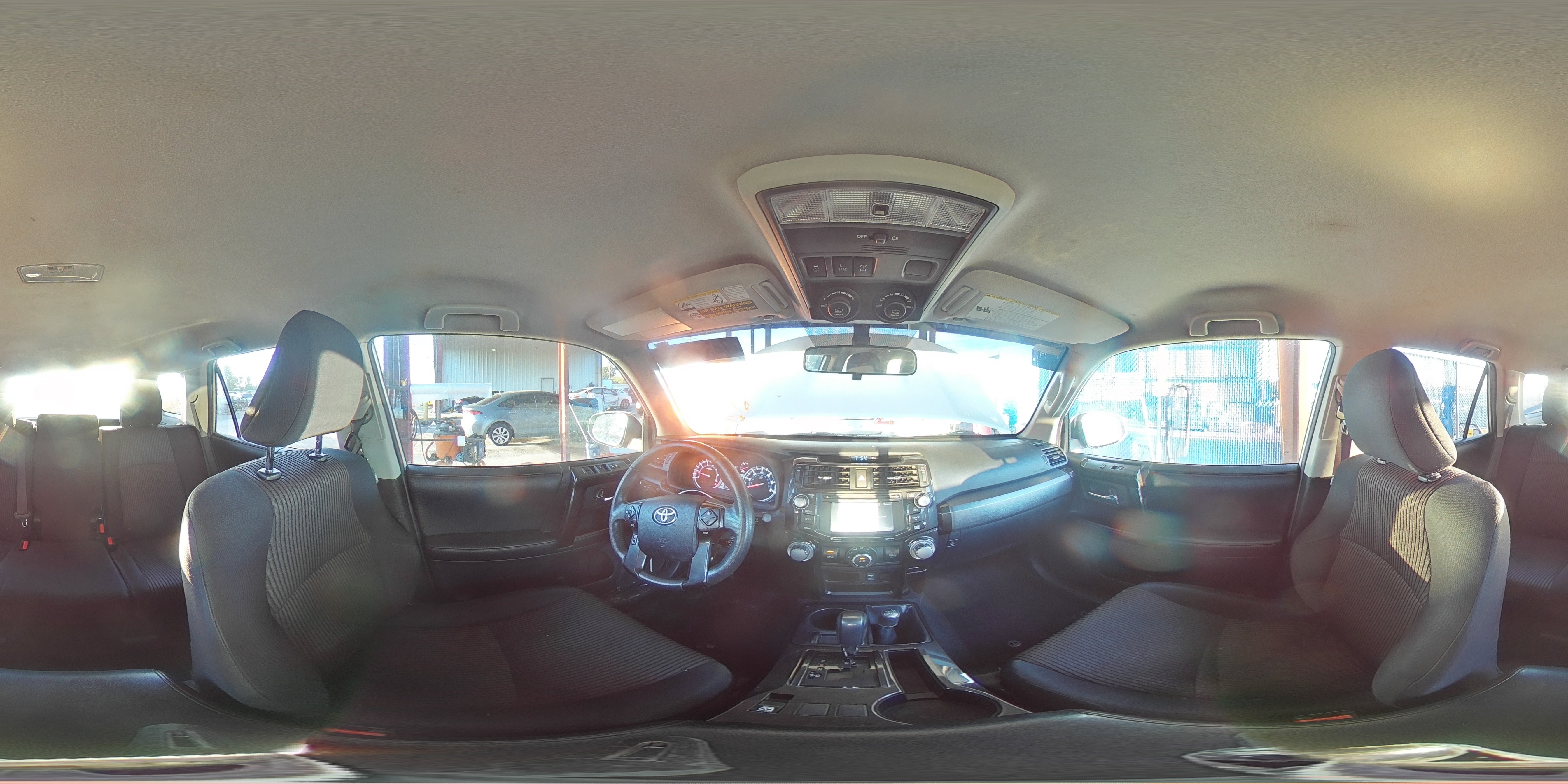 2015 Toyota 4Runner - Image 14