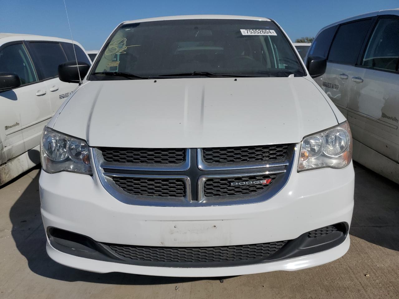 VIN 2C4RDGBG7HR768042 2017 DODGE CARAVAN no.5