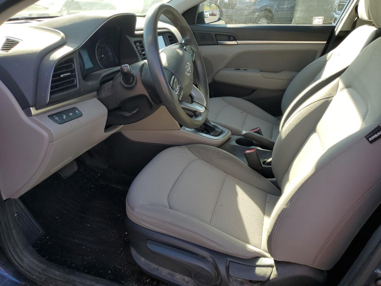 2020 Hyundai Elantra - Image 7