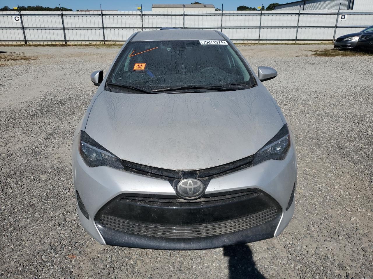 VIN 5YFBURHE2JP853167 2018 TOYOTA COROLLA no.5