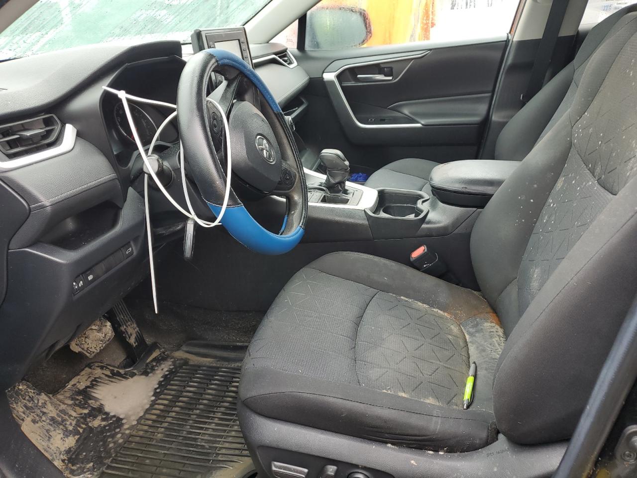 2020 Toyota Rav4 Xle VIN: 2T3W1RFV2LC058062 Lot: 74840184