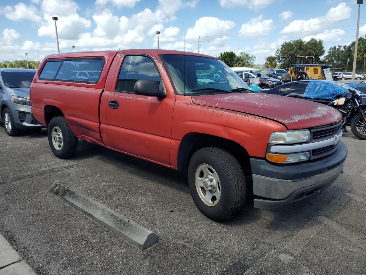 2002 Chevrolet Silverado - Image 4