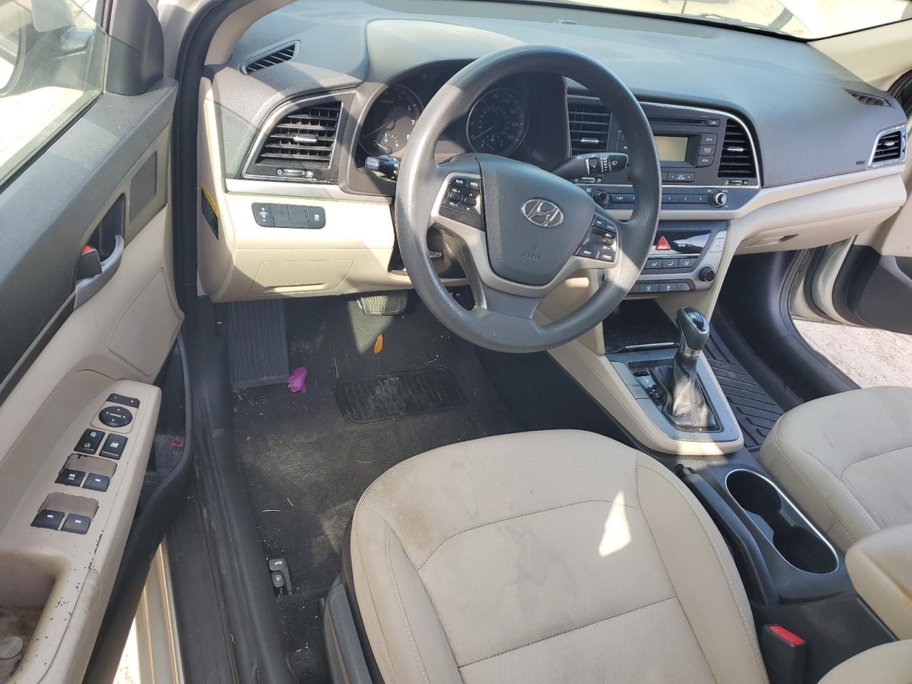 2017 Hyundai Elantra - Image 8