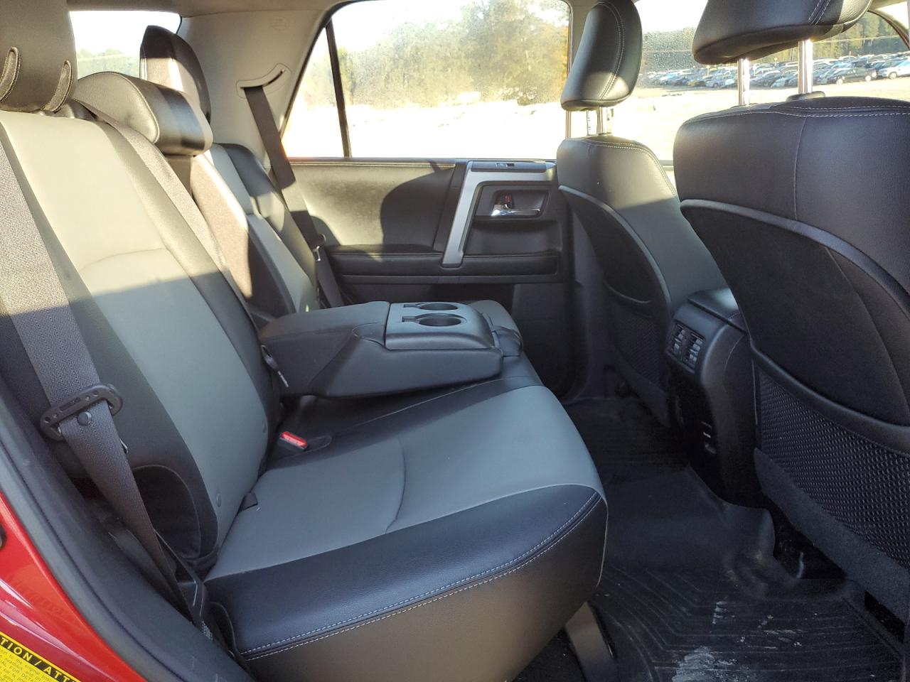 2014 Toyota 4Runner - Image 11