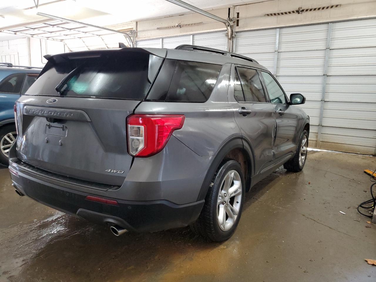 2021 Ford Explorer - Image 3