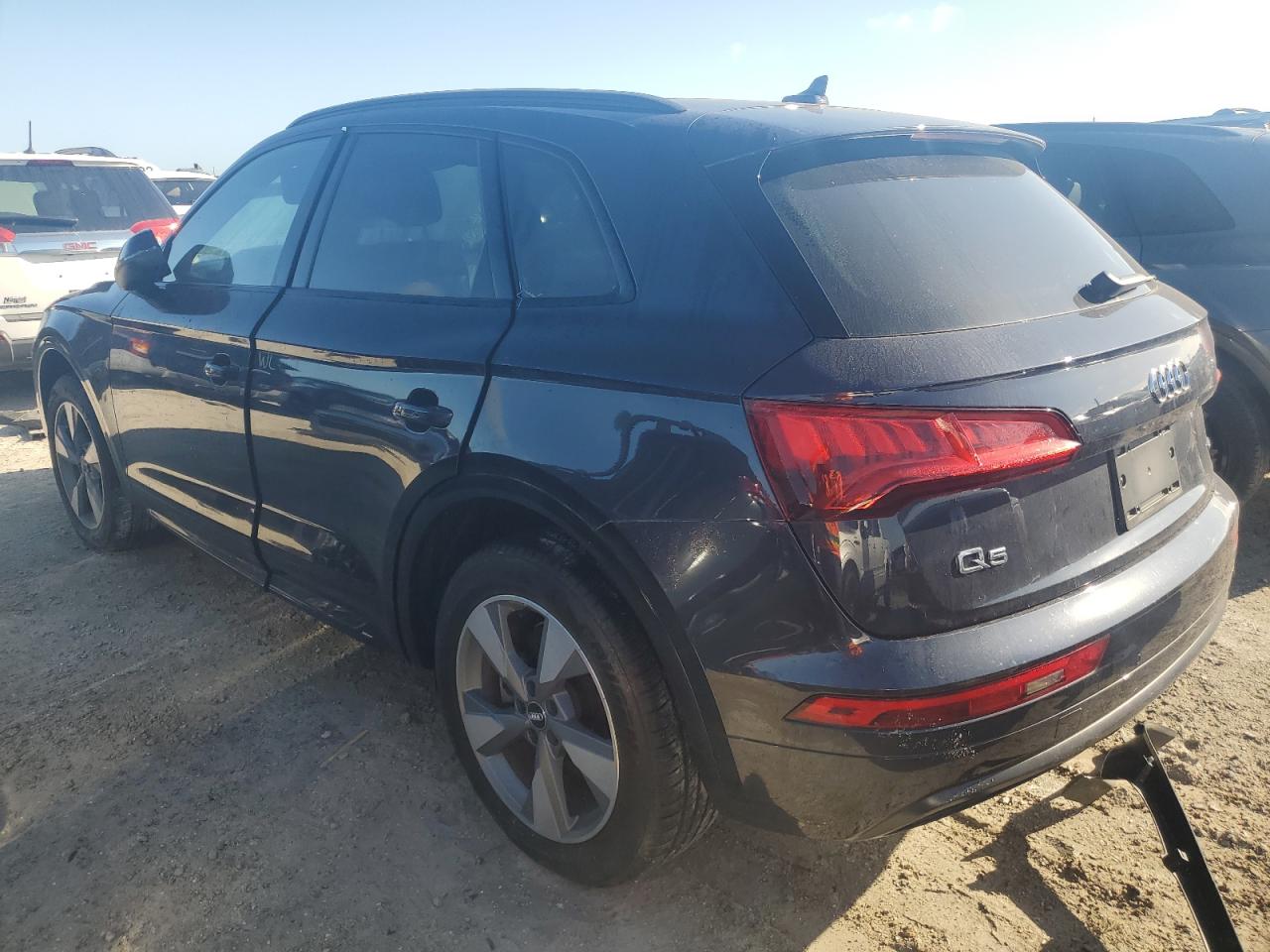 2020 Audi Q5 - Image 2