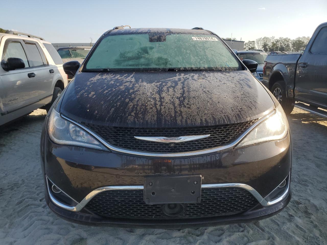 2017 Chrysler Pacifica - Image 5