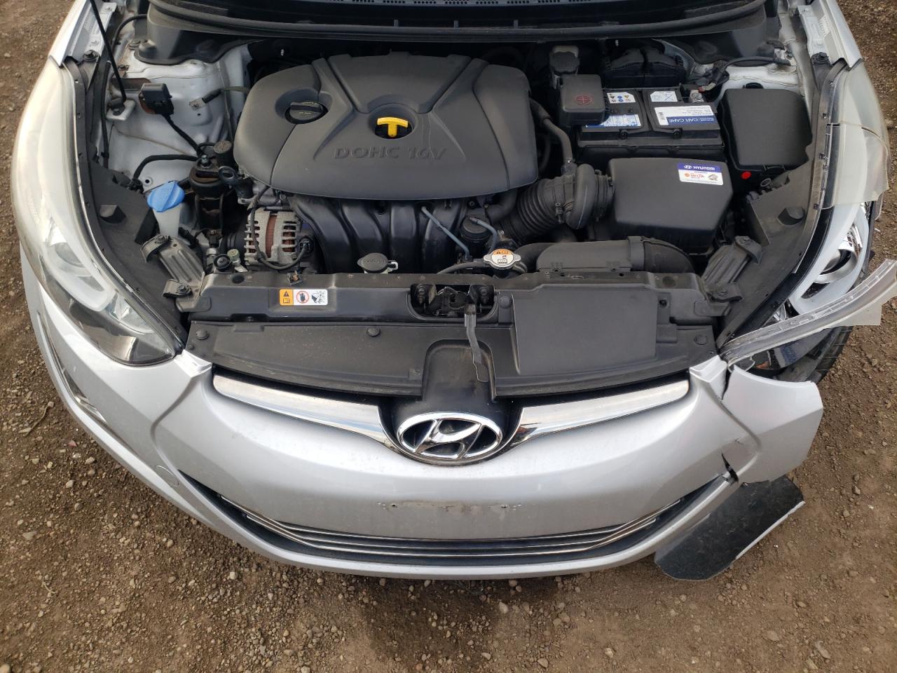 2015 Hyundai Elantra - Image 11