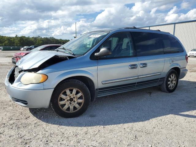 2005 Chrysler Town & Country Touring