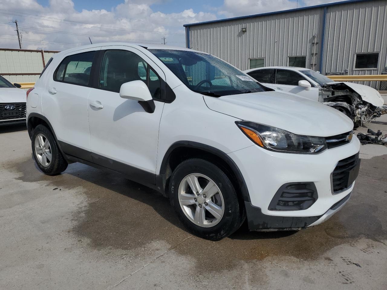 2019 Chevrolet Trax - Image 4