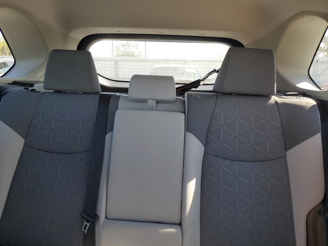 2021 Toyota RAV 4 - Image 10