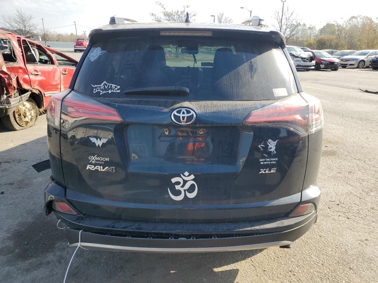 2017 Toyota Rav4 Xle VIN: 2T3WFREV2HW318601 Lot: 76995024