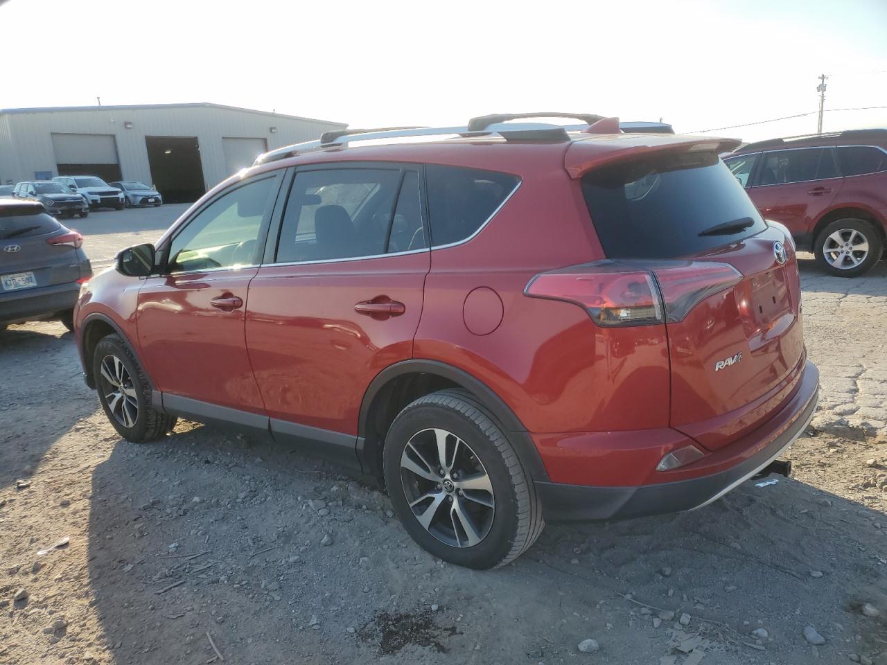 JTMWFREV0GJ099683 2016 TOYOTA RAV 4 - Image 2