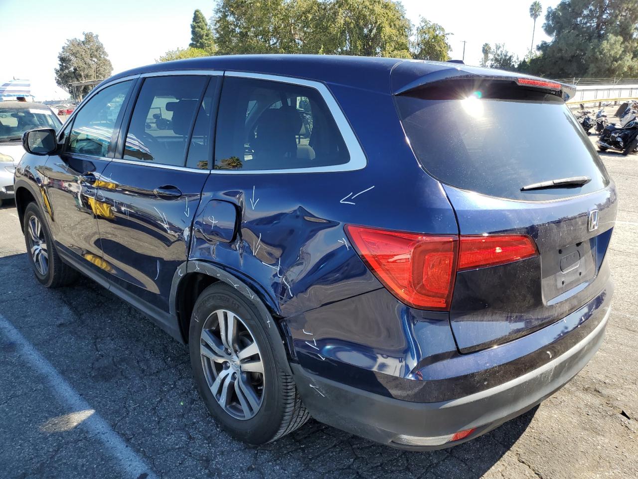 2016 Honda Pilot - Image 2