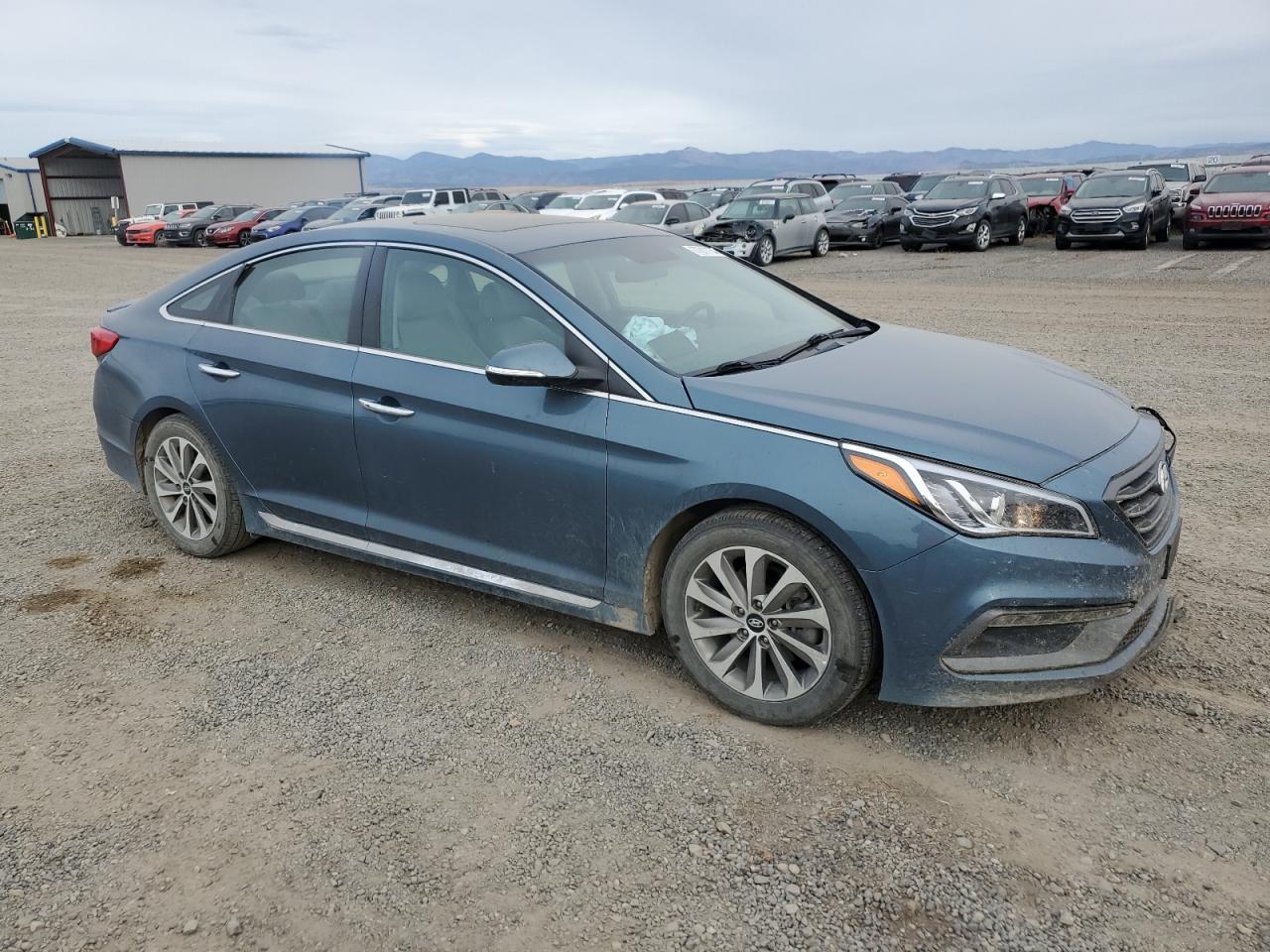 2017 Hyundai Sonata - Image 4