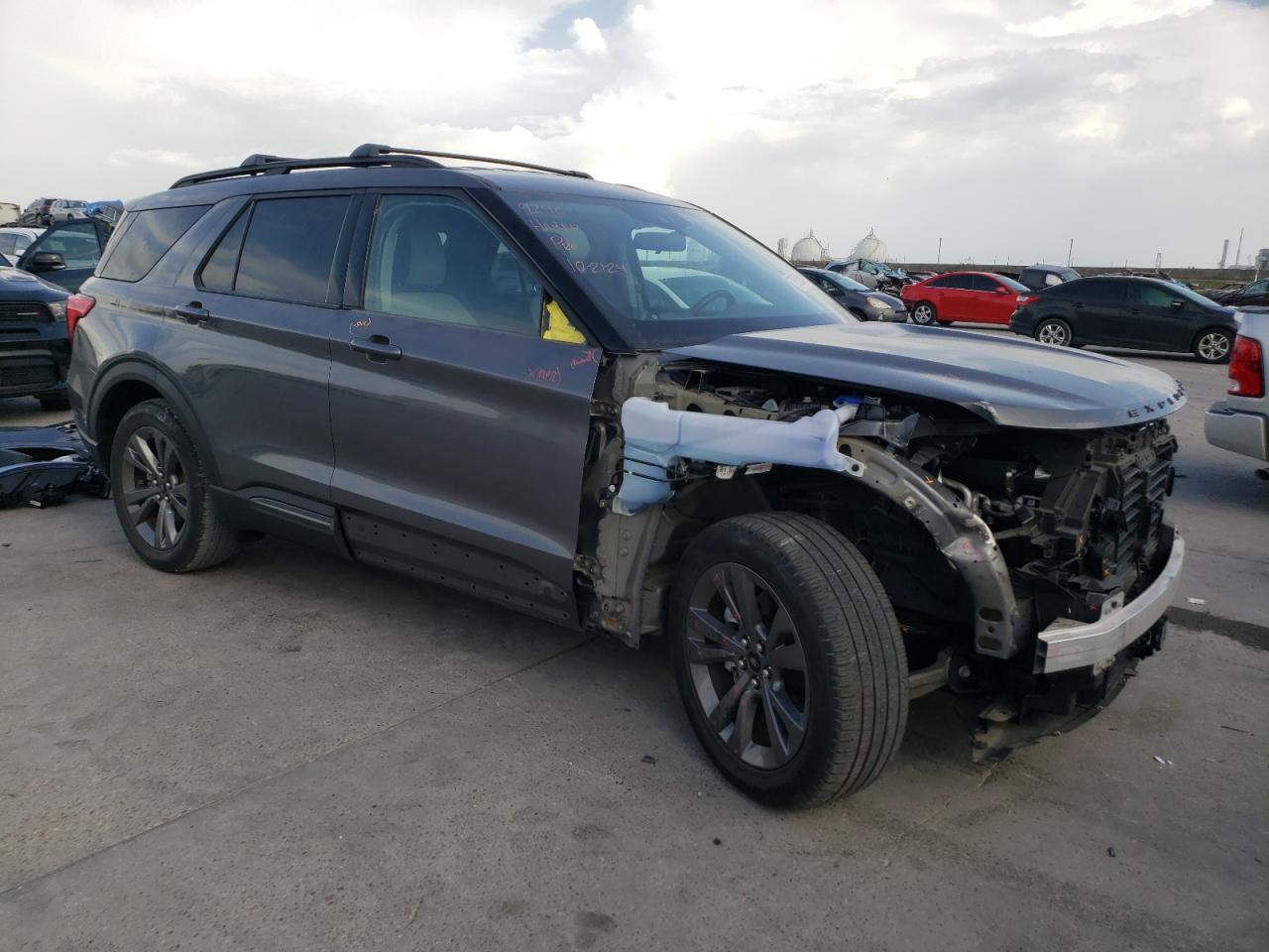 2021 Ford Explorer - Image 4