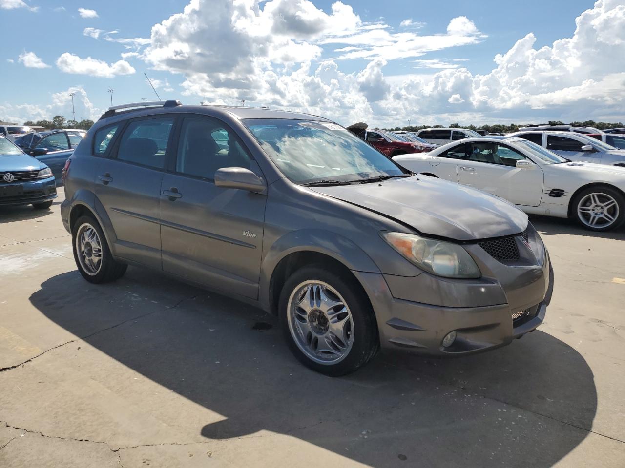 2003 Pontiac Vibe - Image 4