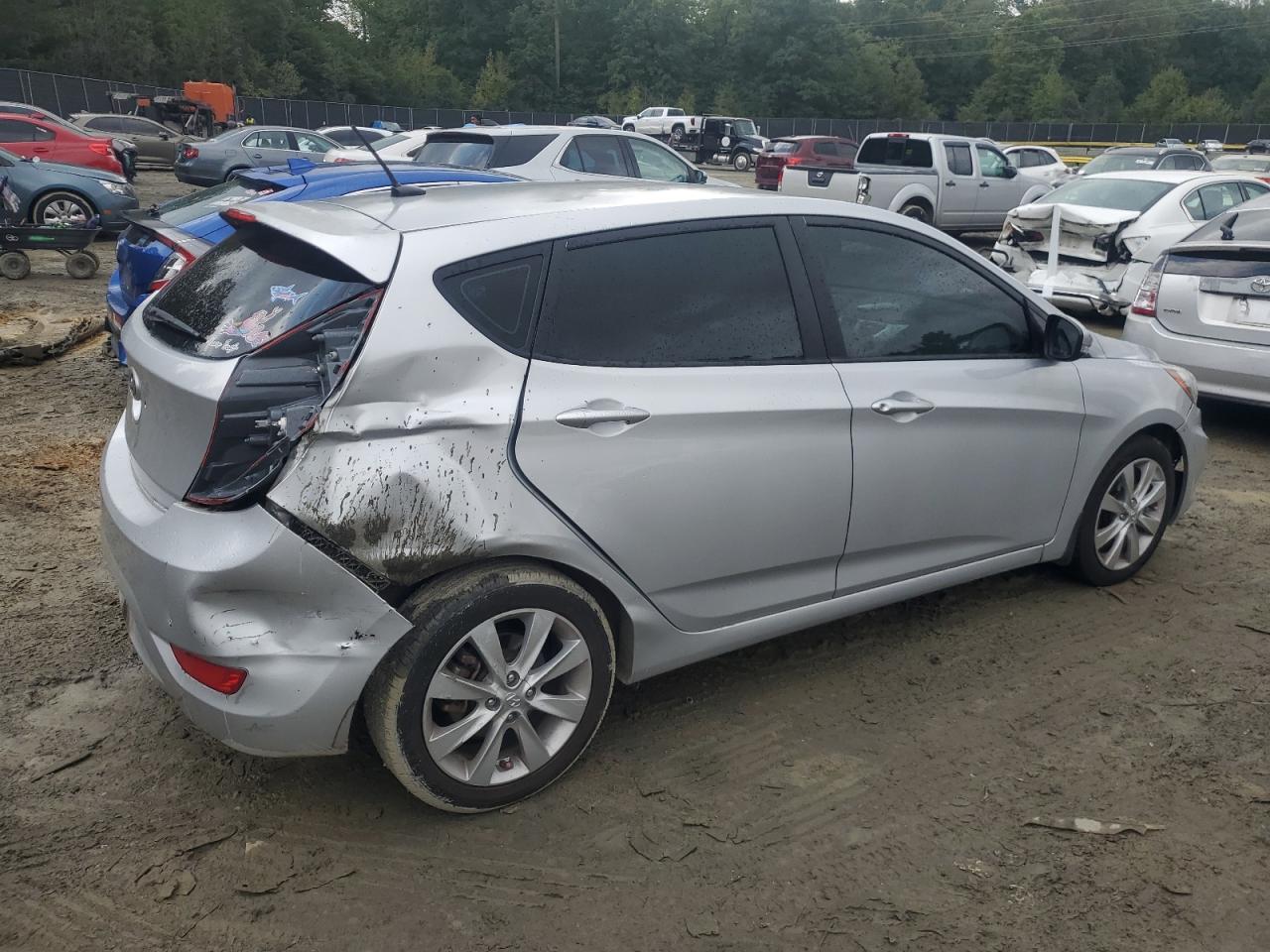 2013 Hyundai Accent Gls VIN: KMHCU5AE7DU091478 Lot: 73918854