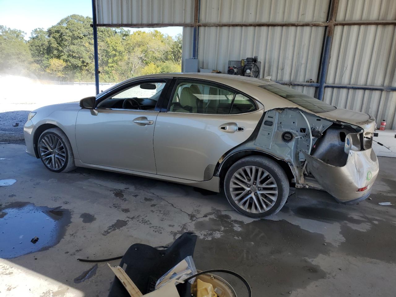 2013 Lexus ES - Image 2