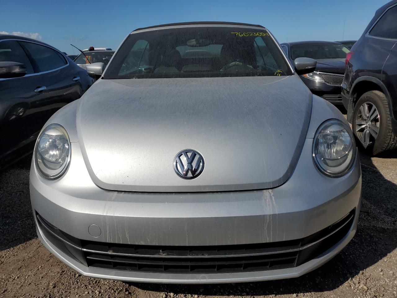 2014 Volkswagen Beetle - Image 5