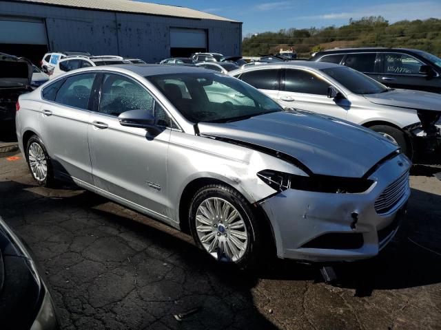  FORD FUSION 2013 Серебристый