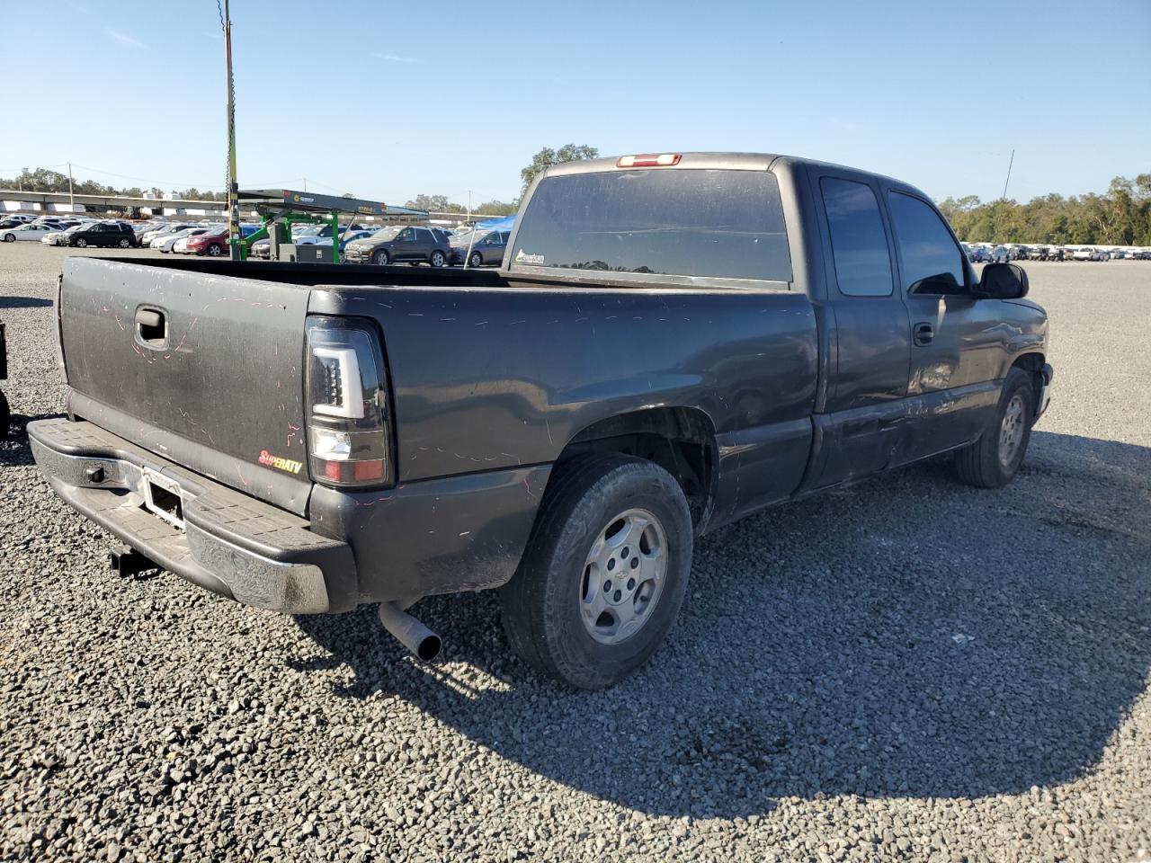 2004 Chevrolet Silverado - Image 3