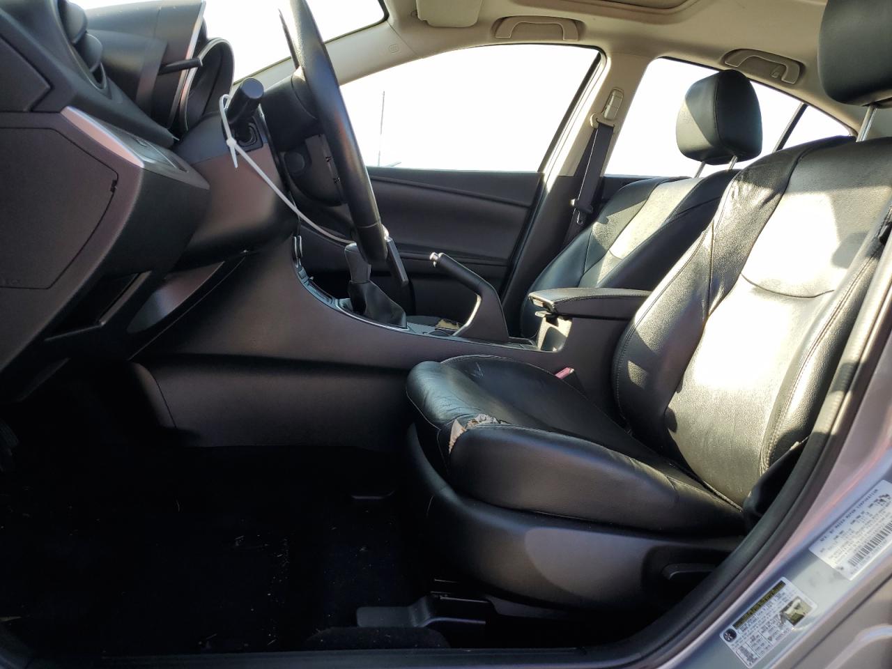 2012 Mazda 3 - Image 7