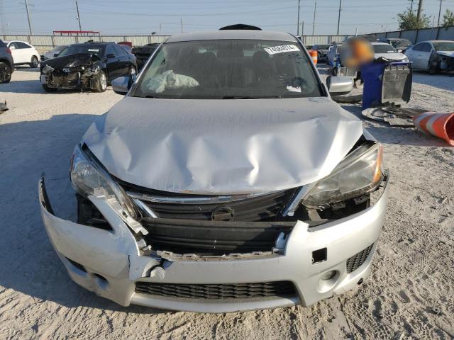 Sedans NISSAN SENTRA 2014 Srebrny