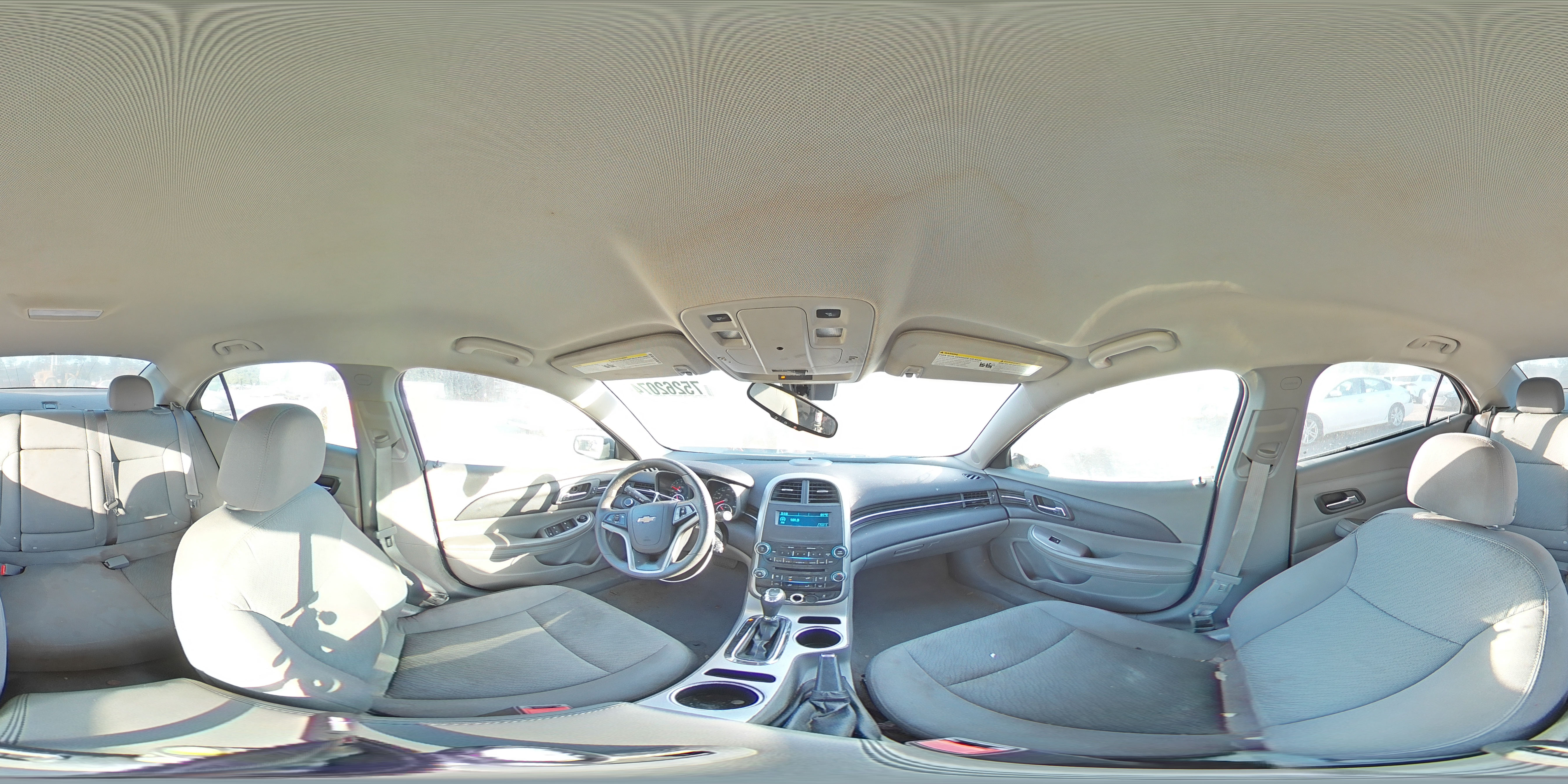 2016 Chevrolet Malibu - Image 12