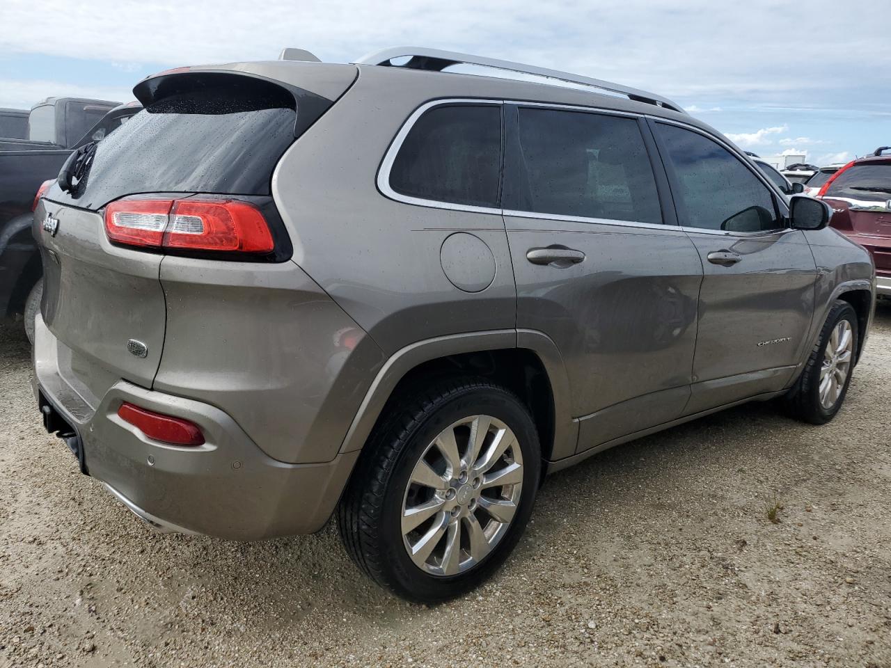 2018 Jeep Cherokee - Image 3
