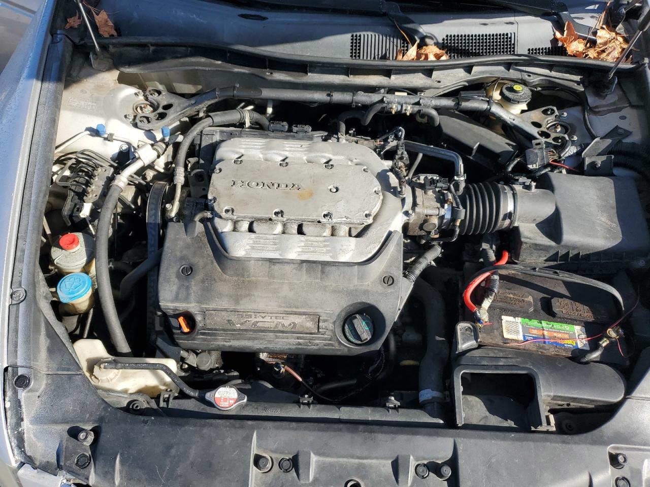 2009 Honda Accord - Image 13