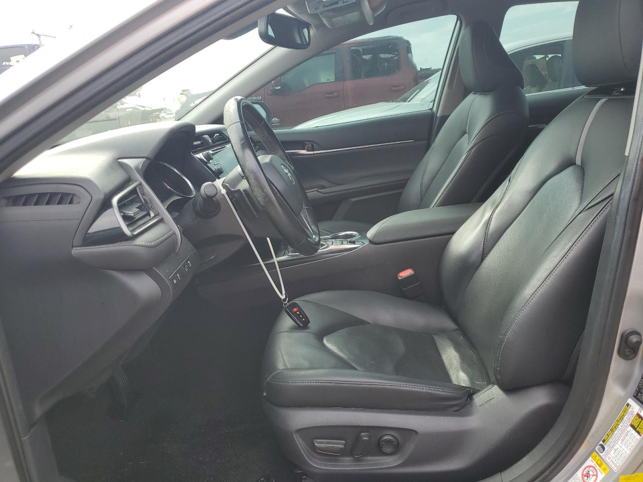 2019 Toyota Camry - Image 7
