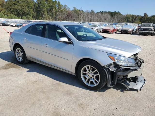 Sedans CHEVROLET MALIBU 2015 Srebrny