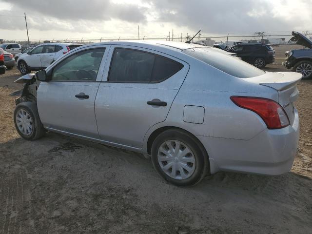  NISSAN VERSA 2018 Сріблястий