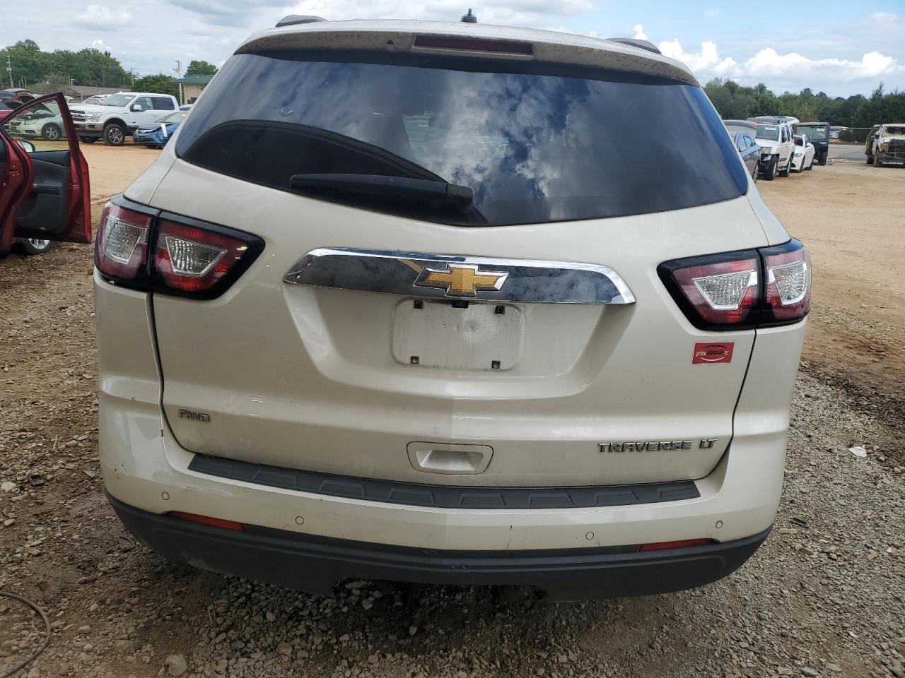 2014 Chevrolet Traverse Lt VIN: 1GNKVHKD9EJ346176 Lot: 74192984