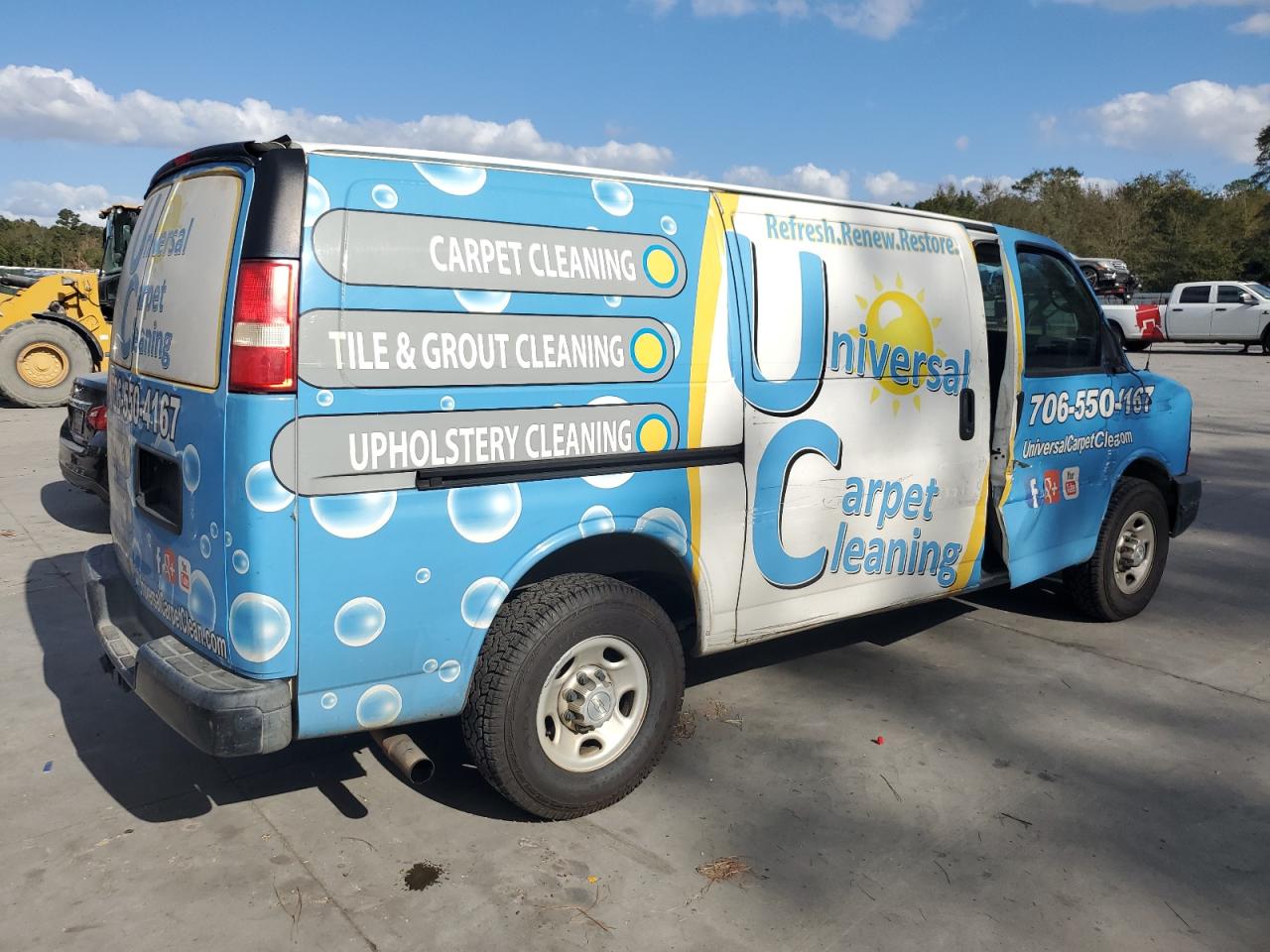 2015 Chevrolet Express - Image 3