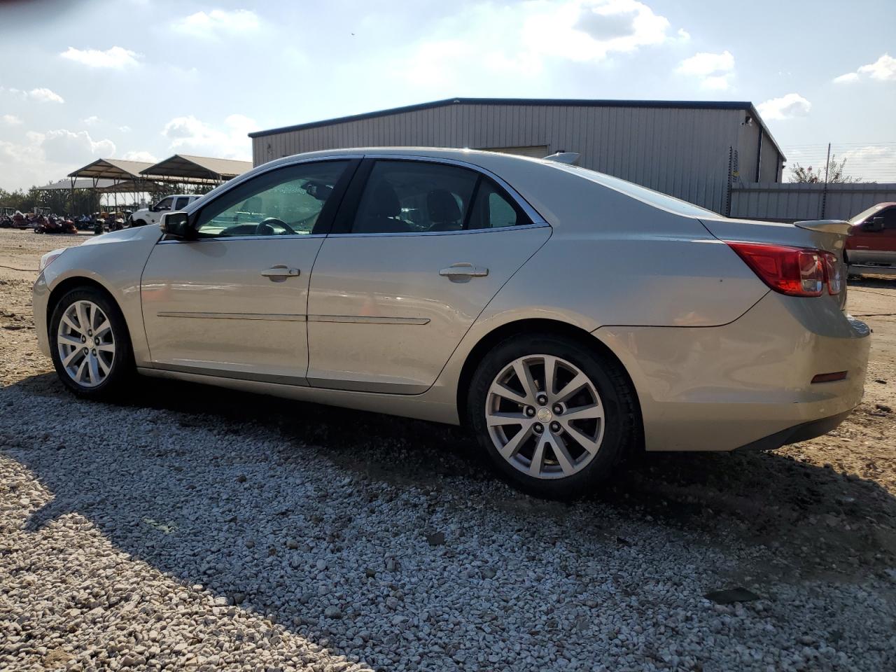 1G11D5SL1FF320200 2015 CHEVROLET MALIBU - Image 2