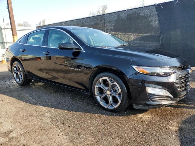 1G1ZD5ST0MF021846 Chevrolet Malibu LT 4