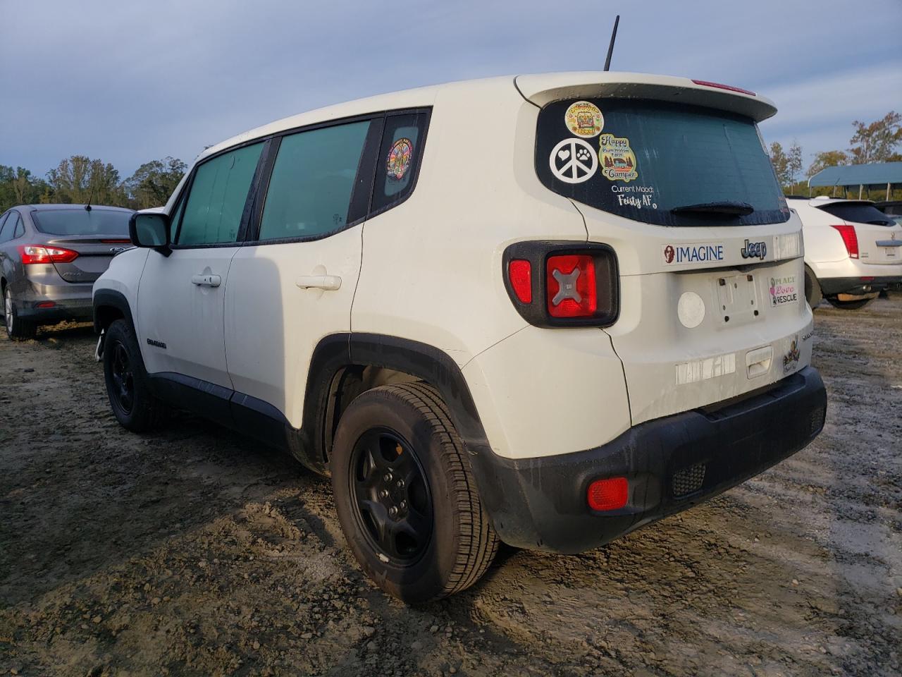 2020 Jeep Renegade - Image 2
