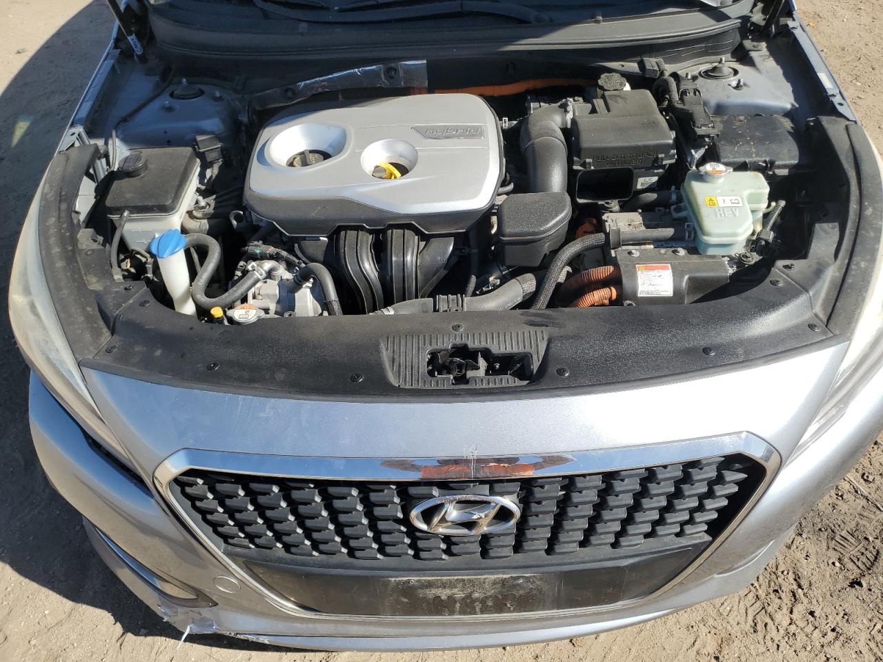 2016 Hyundai Sonata - Image 11
