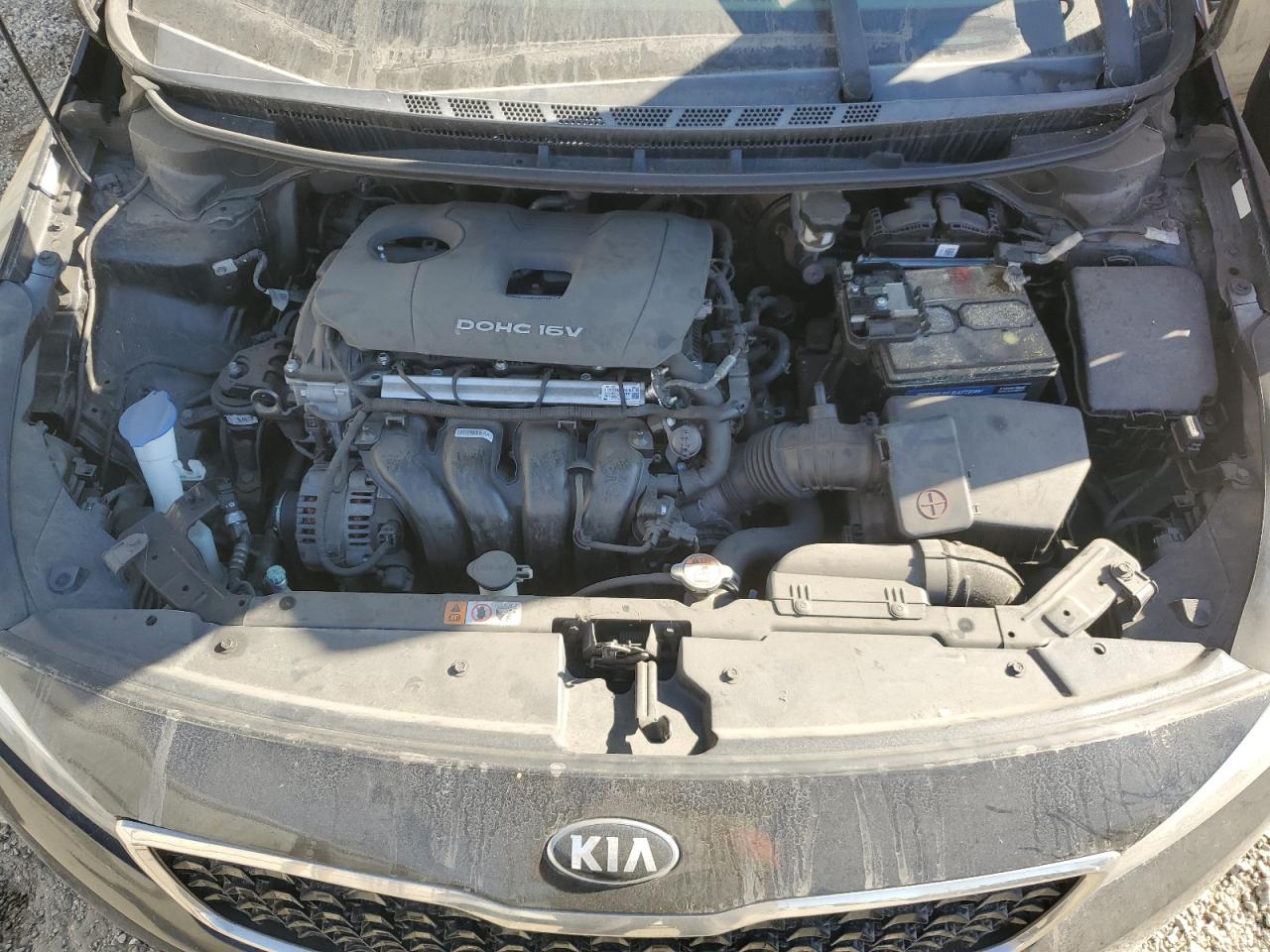 VIN 3KPFK4A7XJE251575 2018 KIA FORTE no.11