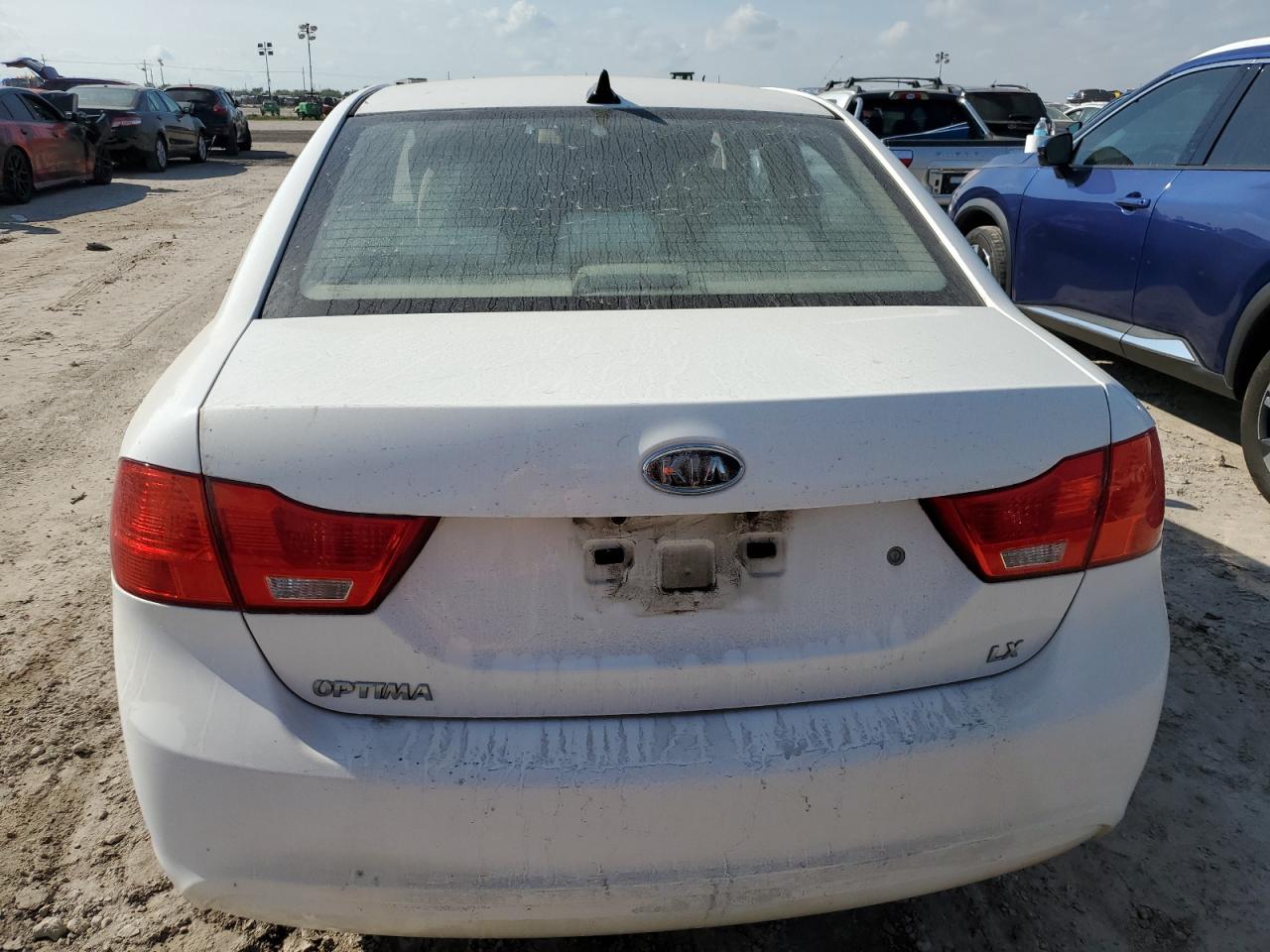 2009 Kia Optima Lx VIN: KNAGE228995319215 Lot: 75415134